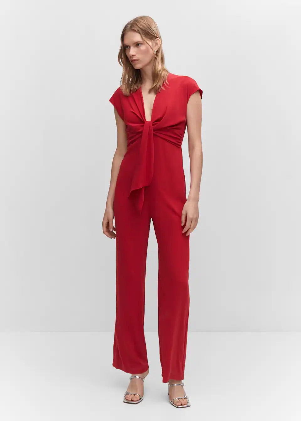 Short-sleeved jumpsuit with knot detail