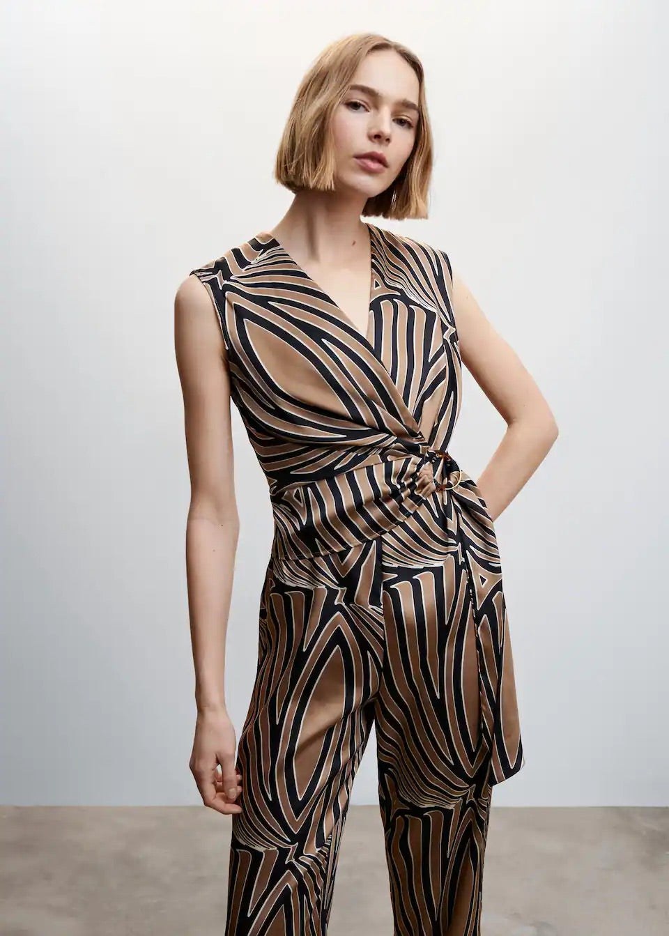 Belt printed jumpsuit