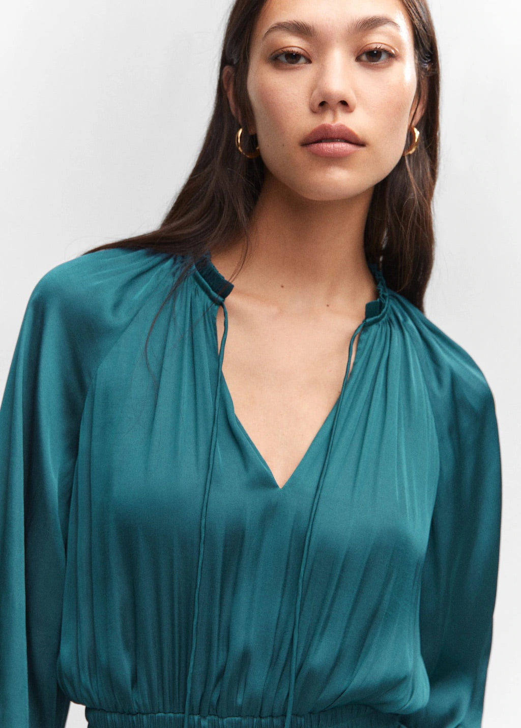 Puffed sleeves satin dress