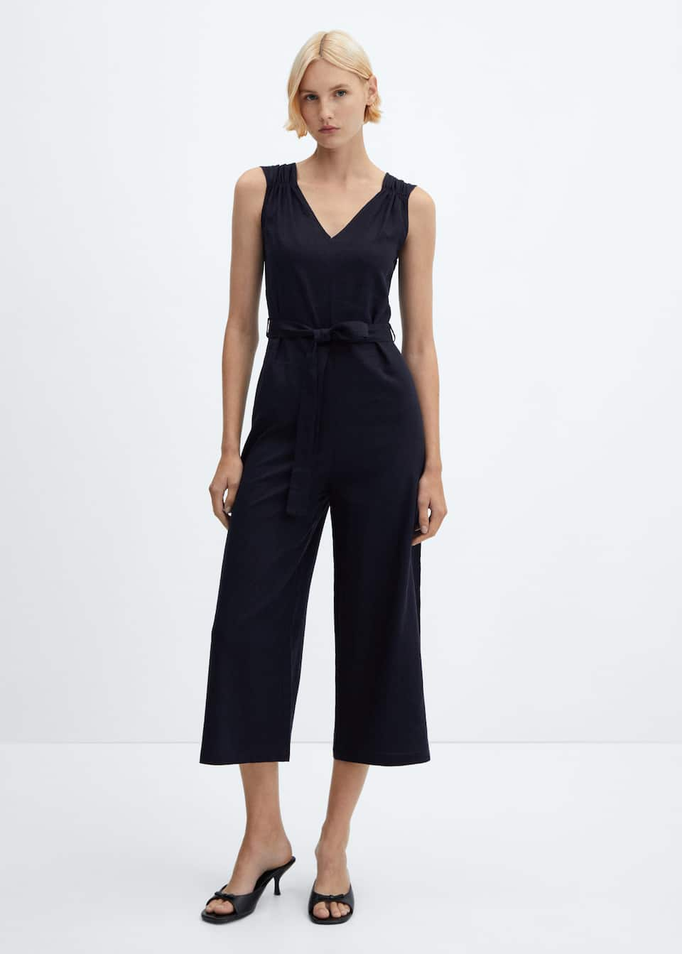 Belt linen jumpsuit - Laurel Morgan