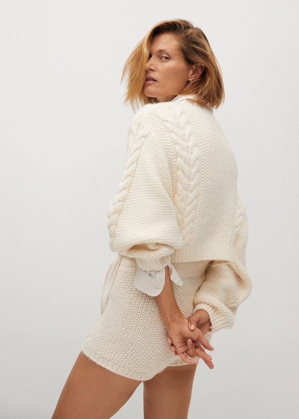 Cable-knit sweater - Laurel Morgan