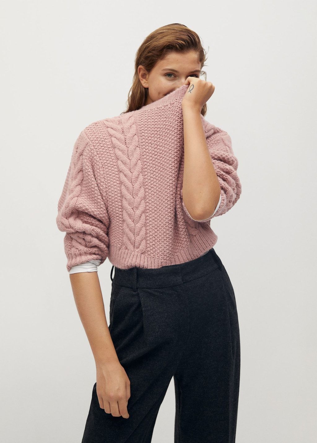 Cable-knit sweater - Laurel Morgan