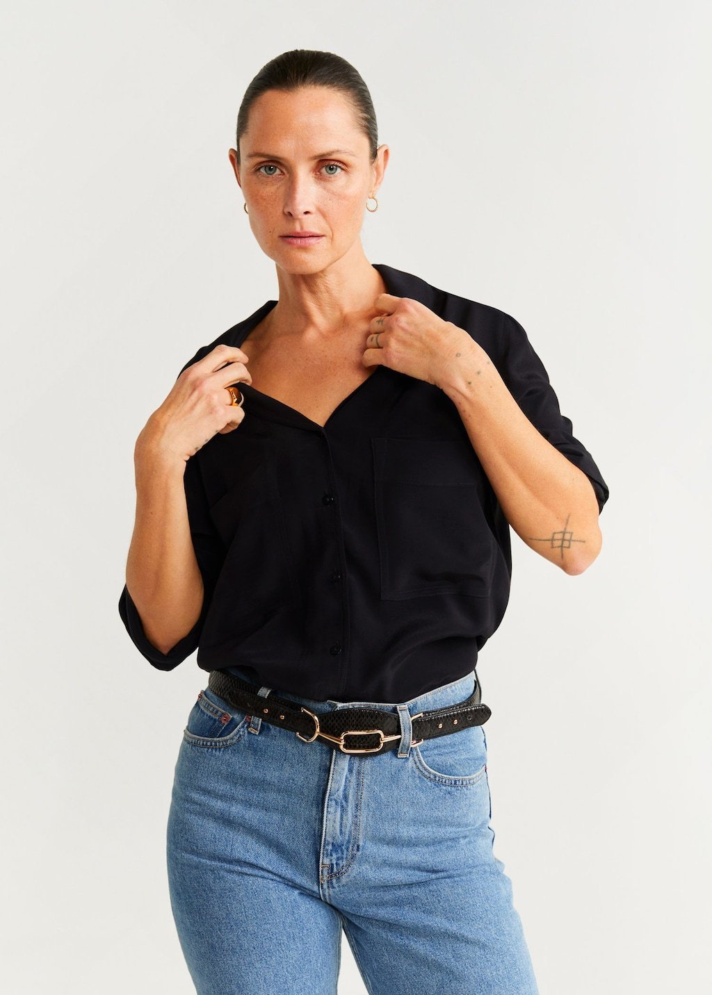 Chest-pocket flowy blouse - Laurel Morgan