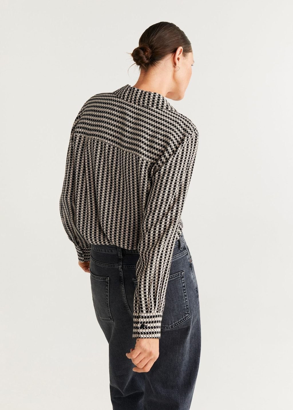 Chest-pocket flowy blouse - Laurel Morgan