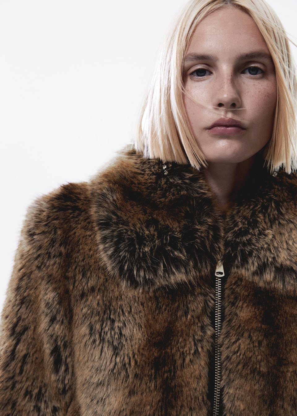 Cropped fur-effect bomber jacket - Laurel Morgan