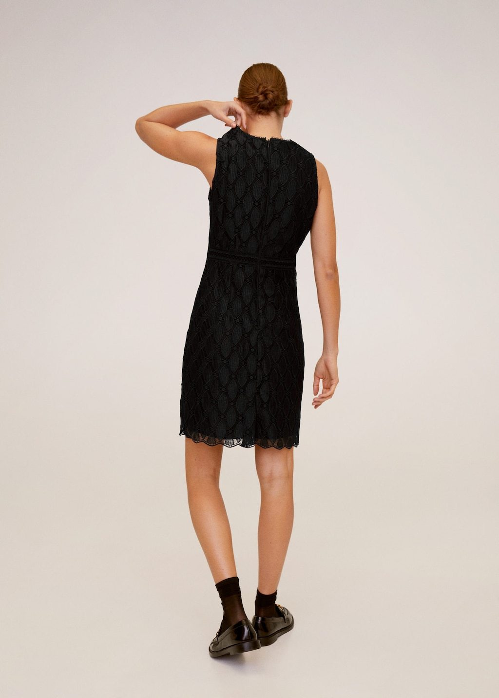 Guipure short dress - Laurel Morgan