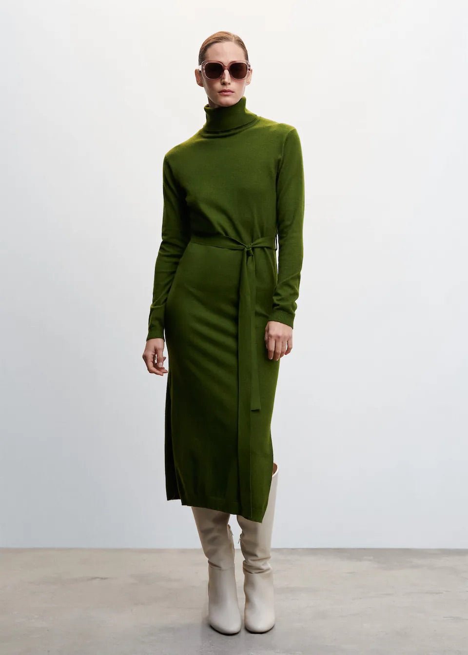 Knitted turtleneck dress - Laurel Morgan