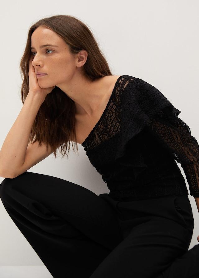 Lace detail top - Laurel Morgan