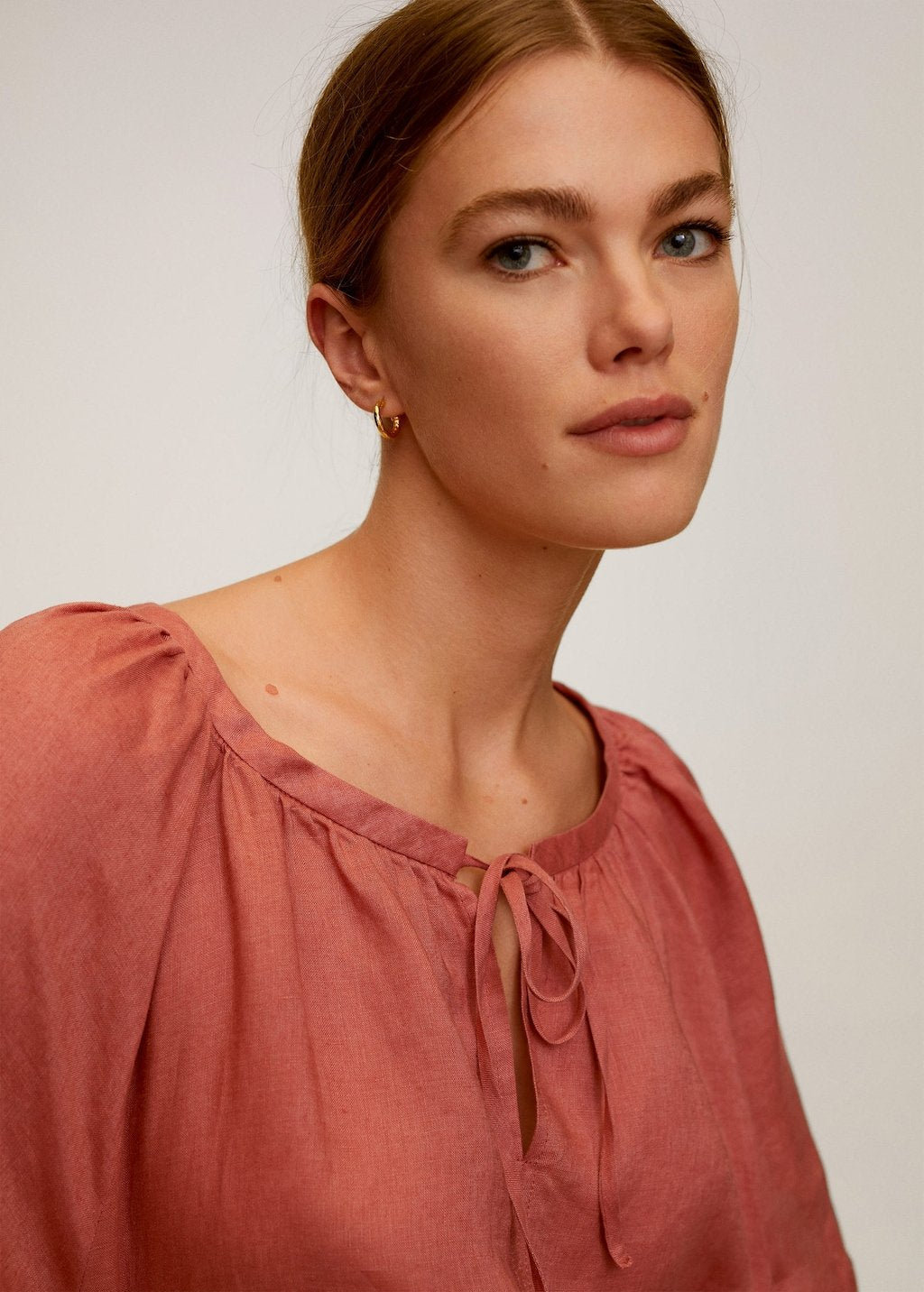 Linen blouse - Laurel Morgan