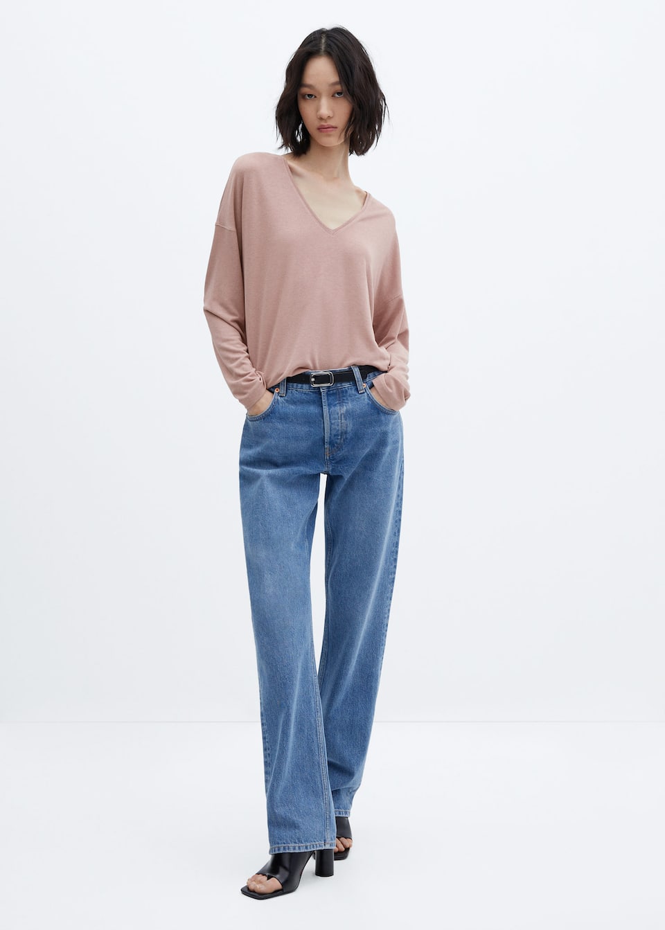 Long-sleeved V-neck T-shirt - Laurel Morgan