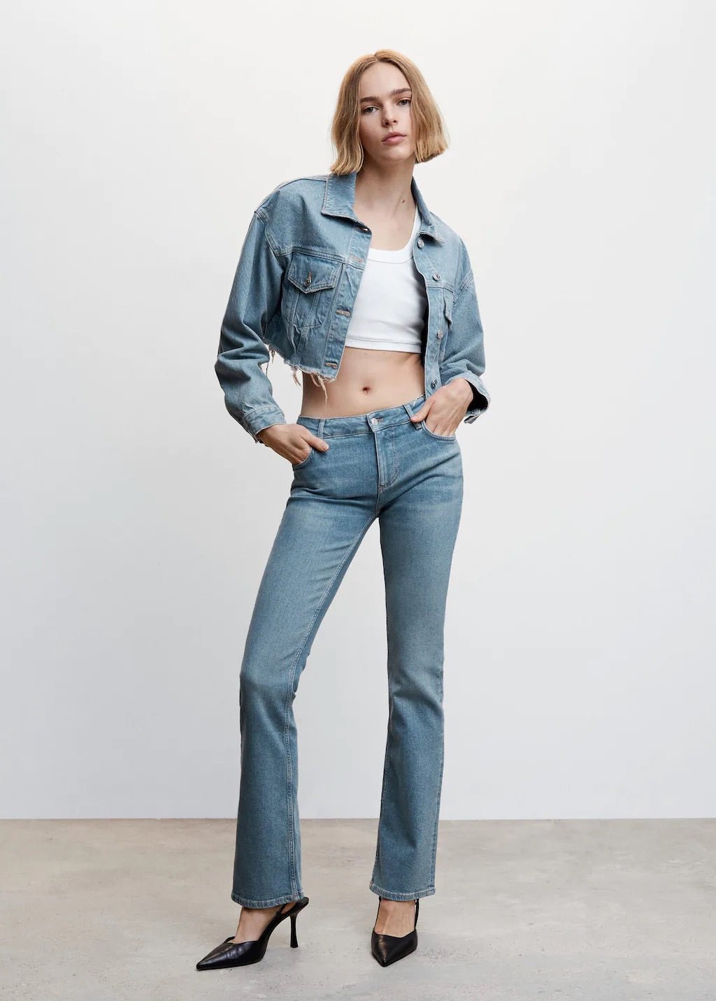 Low rise flare jeans