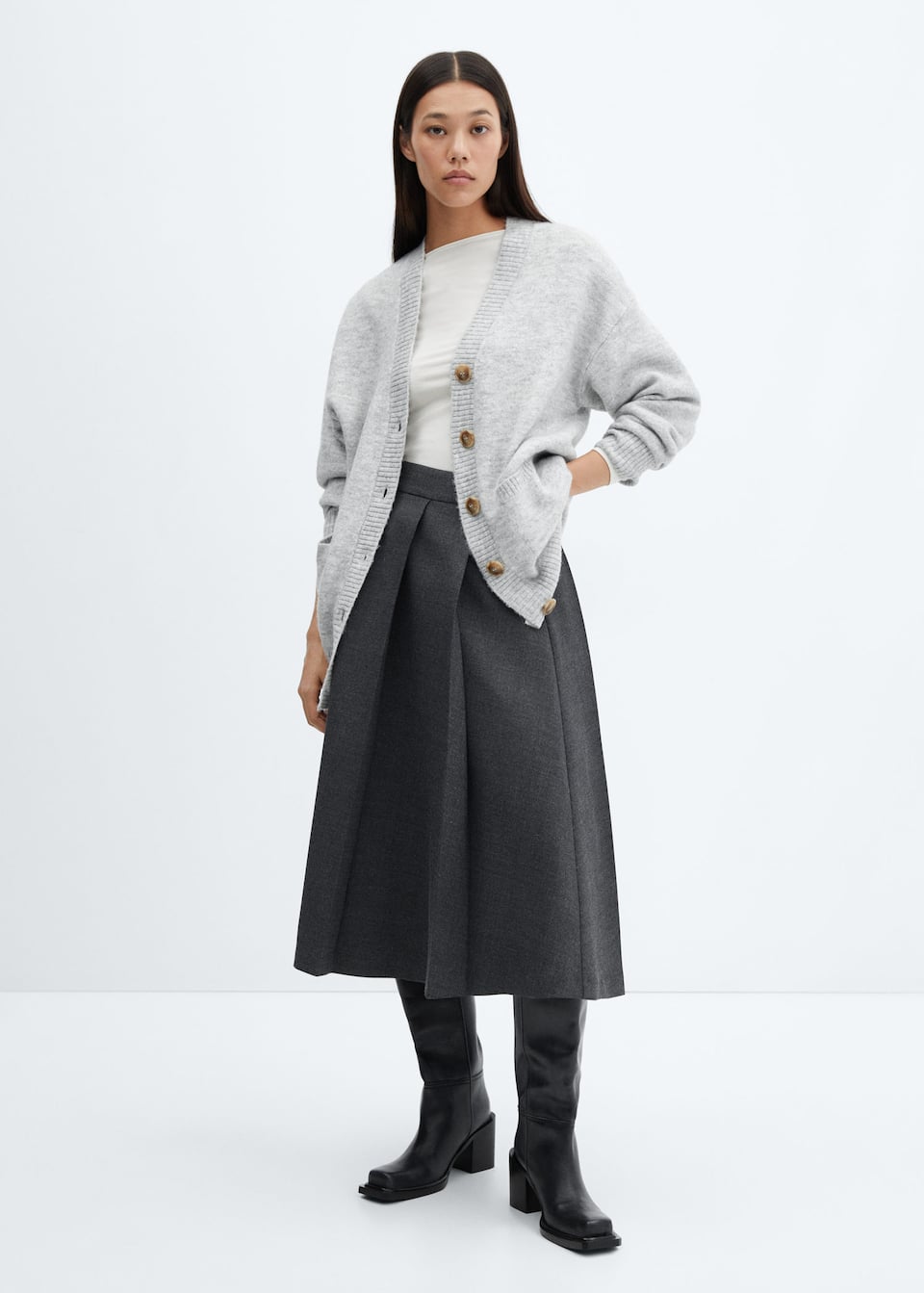 Oversized cardigan with buttons - Laurel Morgan