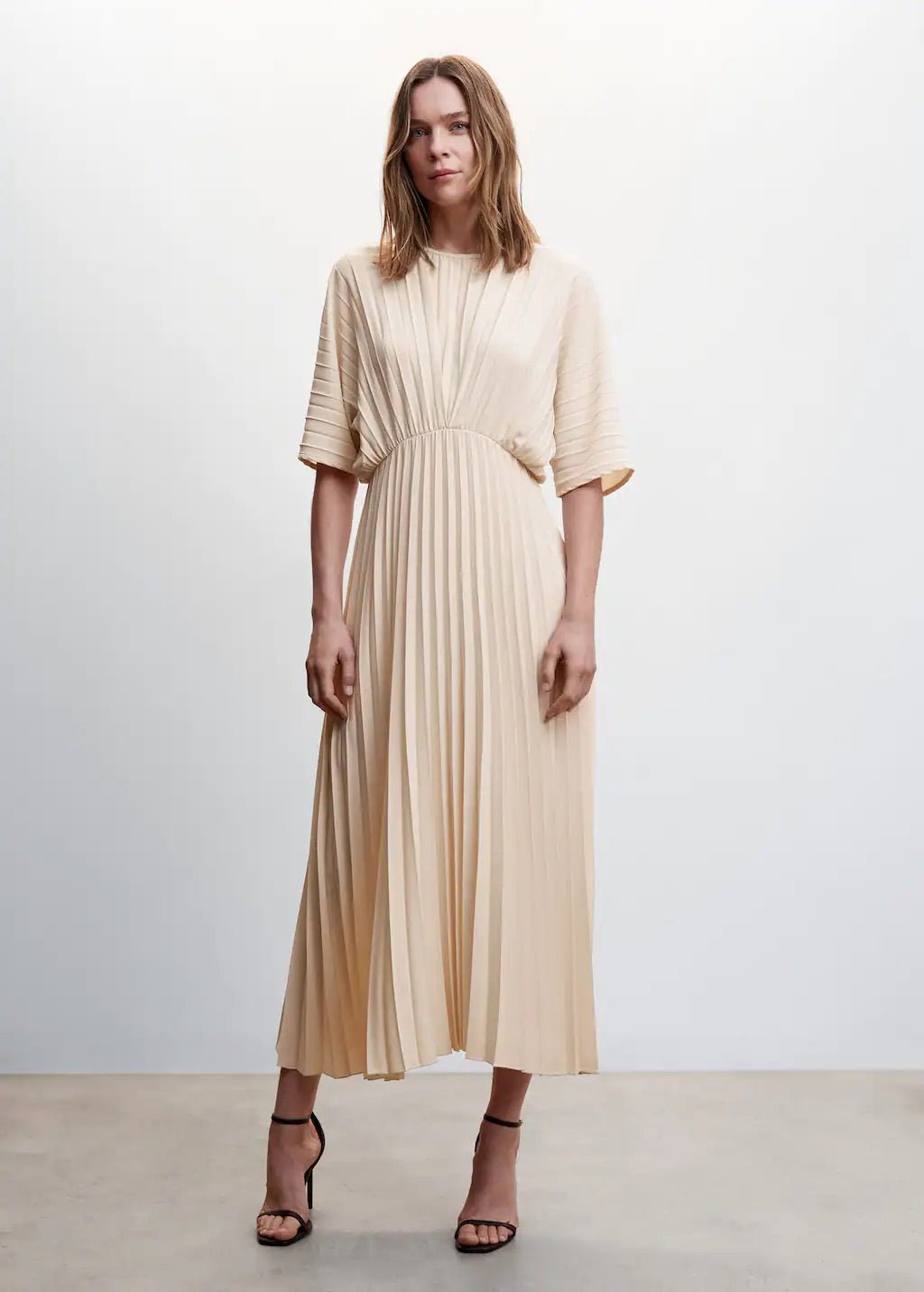 Pleated long dress - Laurel Morgan