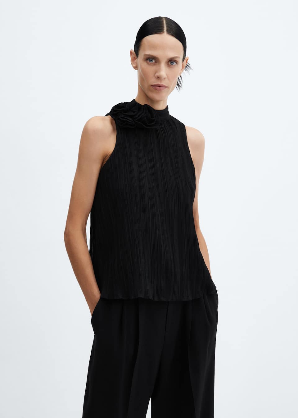 Pleated maxi-flower blouse - Laurel Morgan