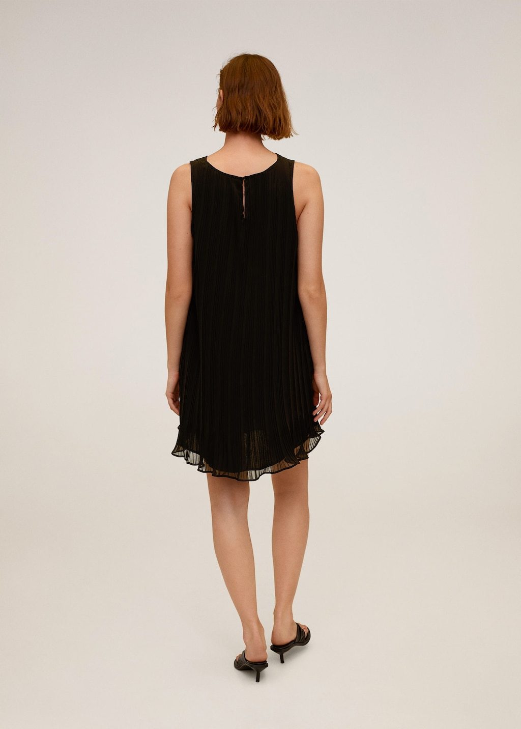 Pleated short dress - Laurel Morgan