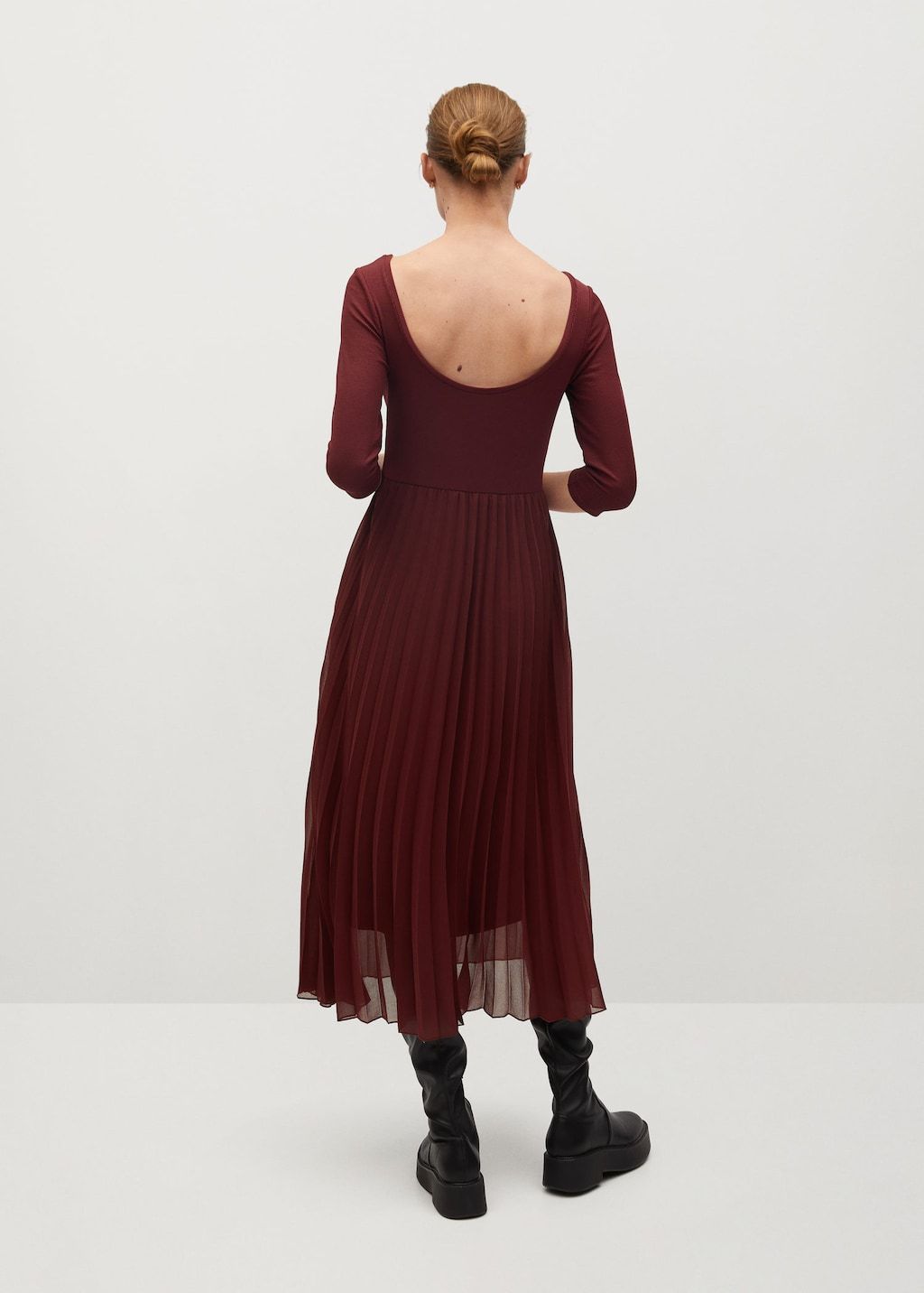 Pleated skirt dress - Laurel Morgan