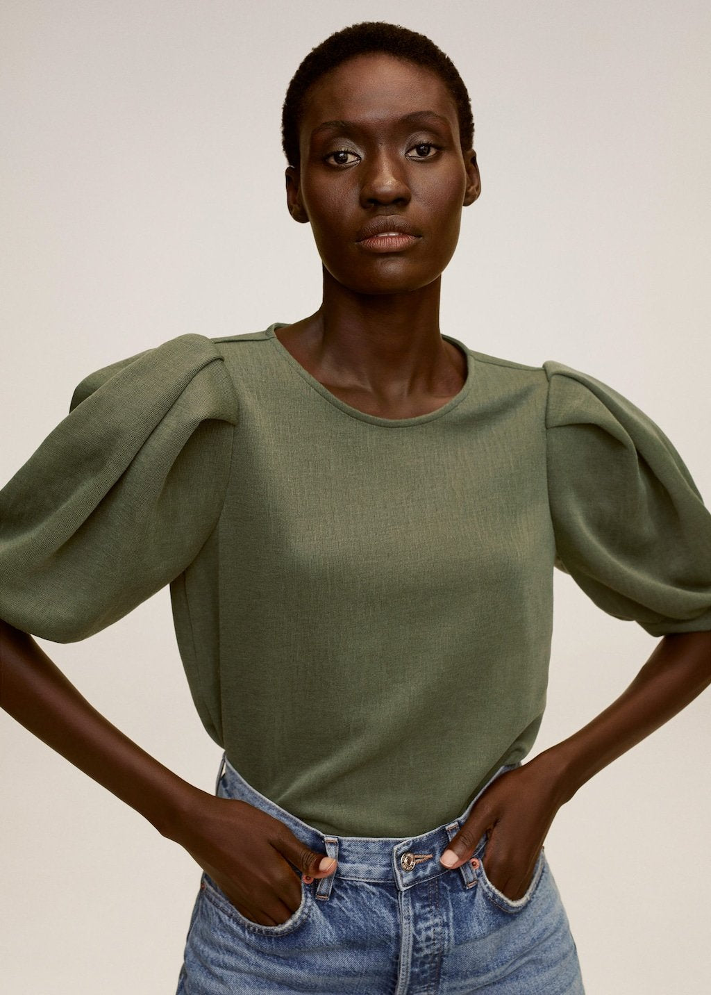 Puffed sleeves T-shirt - Laurel Morgan