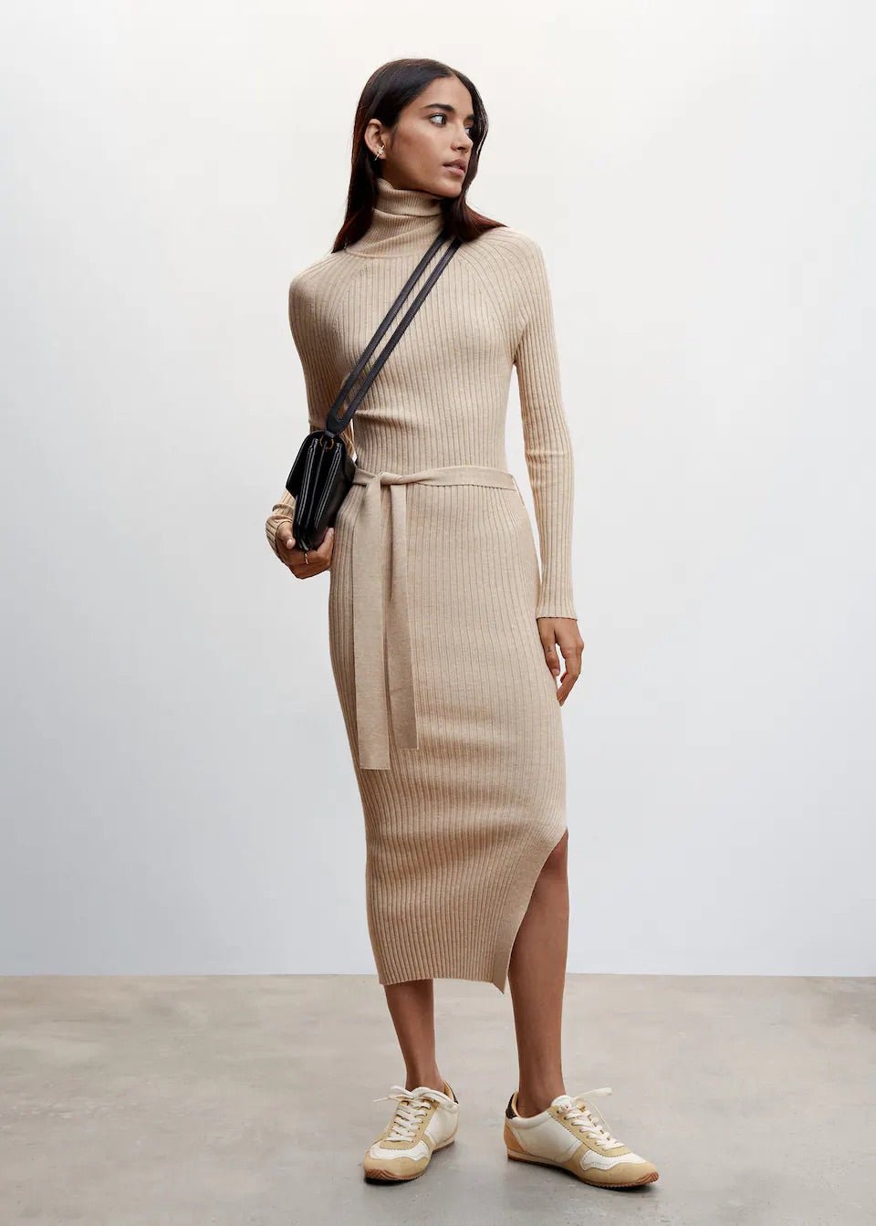 Ribbed dress with knot detail - Laurel Morgan