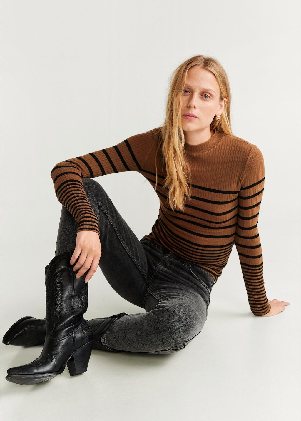 Ribbed knit sweater - Laurel Morgan