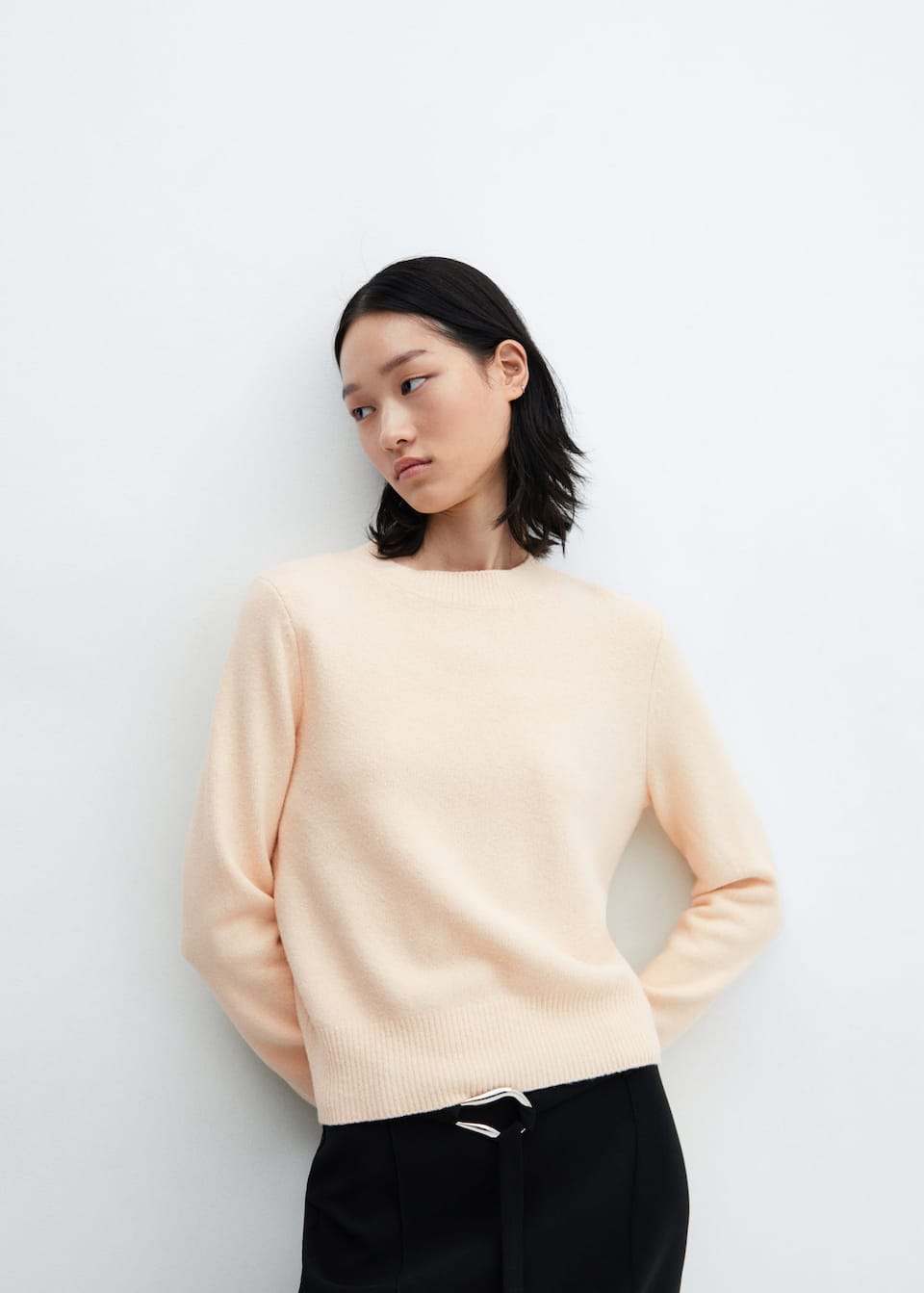 Round-neck knitted sweater - Laurel Morgan