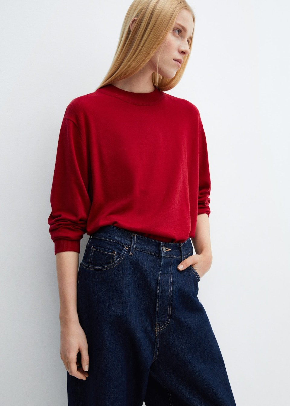 Round-neck knitted sweater - Laurel Morgan