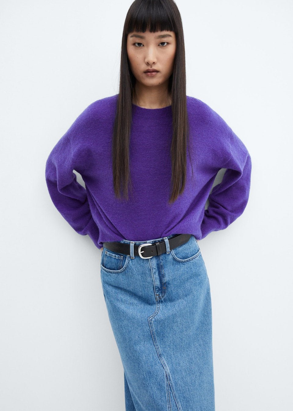 Round-neck knitted sweater - Laurel Morgan