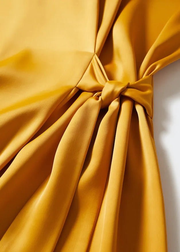 Satin dress with knot - Laurel Morgan