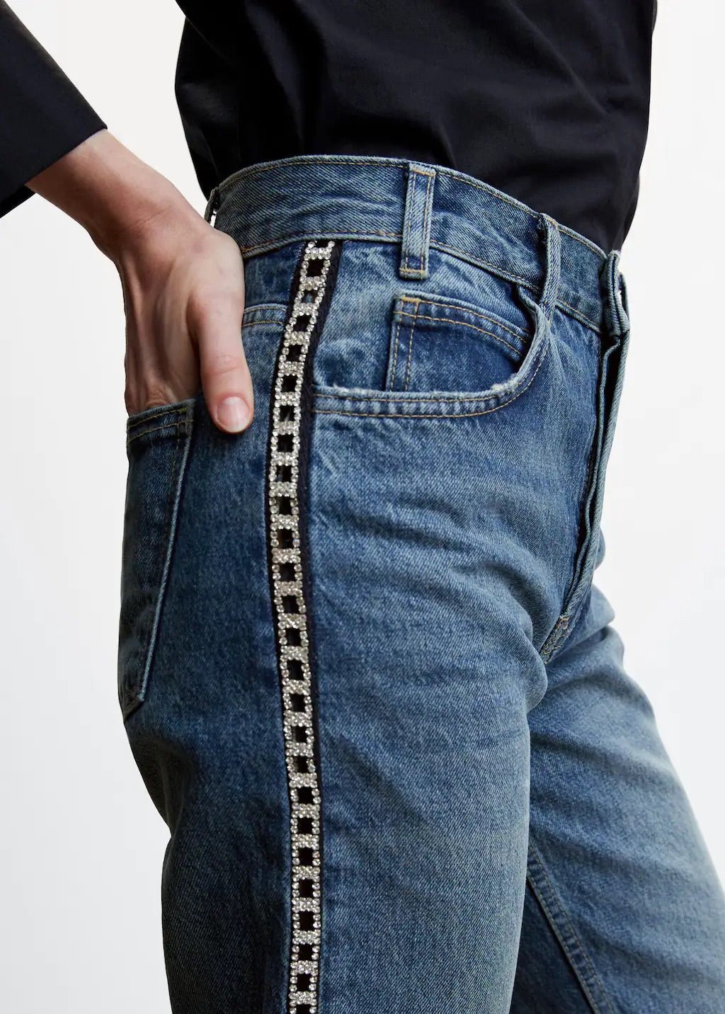 Straight jeans with crystal detail on the sides - Laurel Morgan