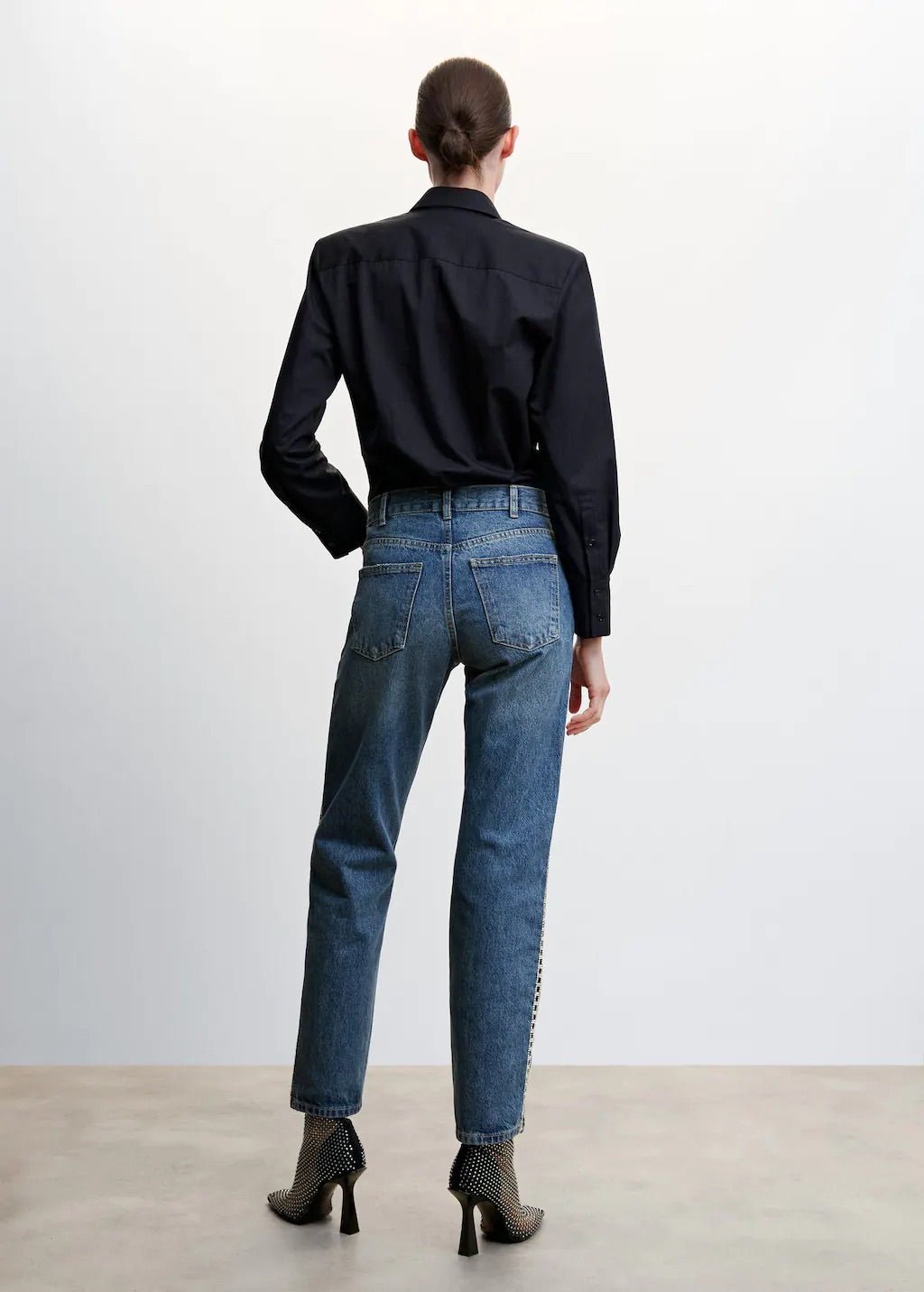 Straight jeans with crystal detail on the sides - Laurel Morgan