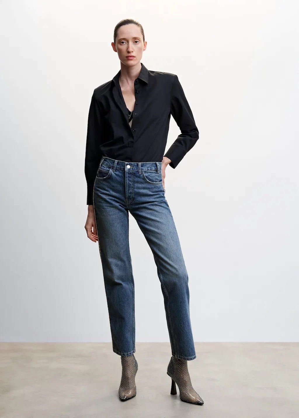 Straight jeans with crystal detail on the sides - Laurel Morgan