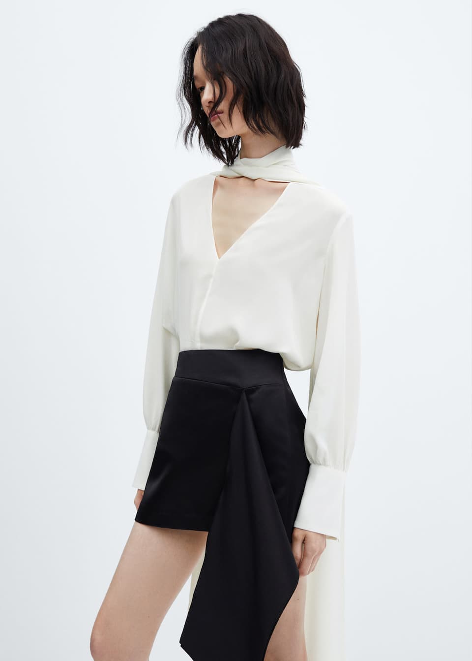 Tie-neck blouse - Laurel Morgan