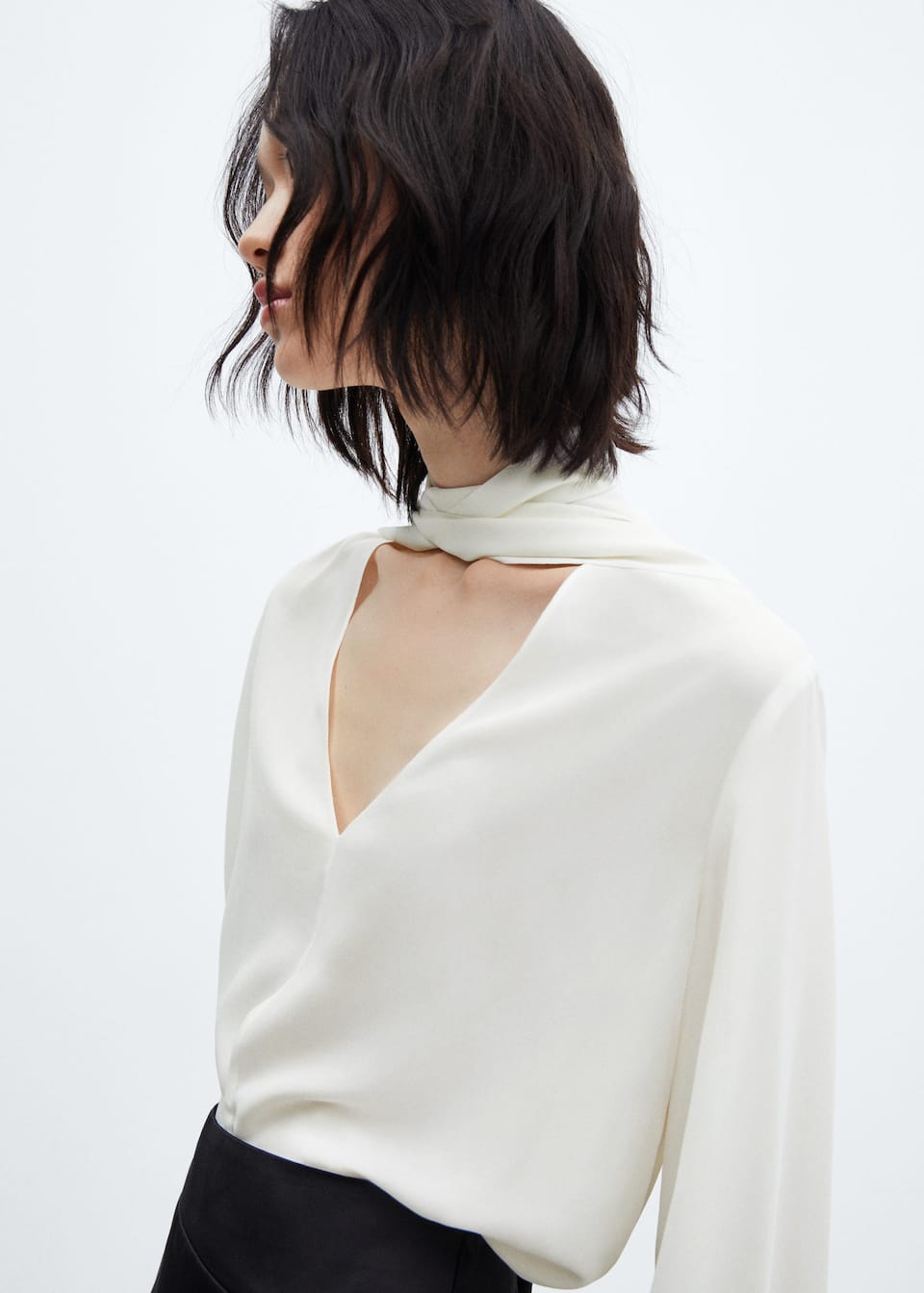 Tie-neck blouse - Laurel Morgan