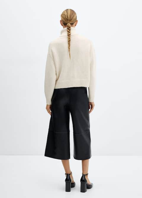 Turtleneck knitted sweater - Laurel Morgan