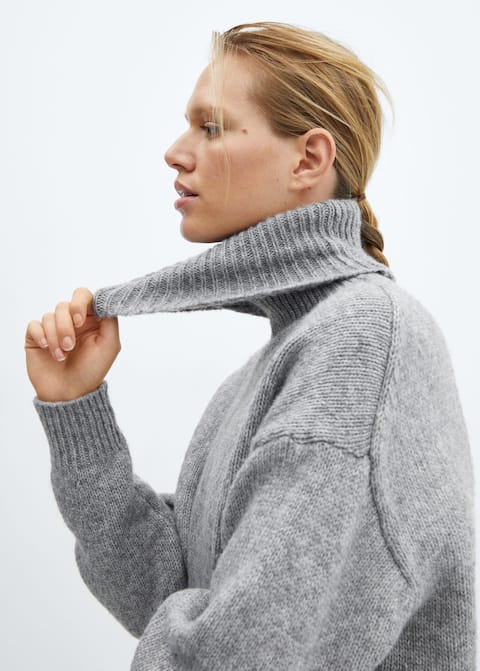 Turtleneck knitted sweater - Laurel Morgan