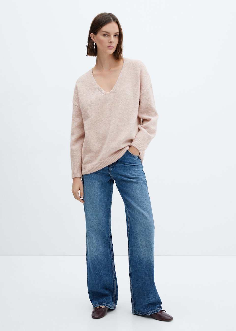 V-neck knit sweater - Laurel Morgan