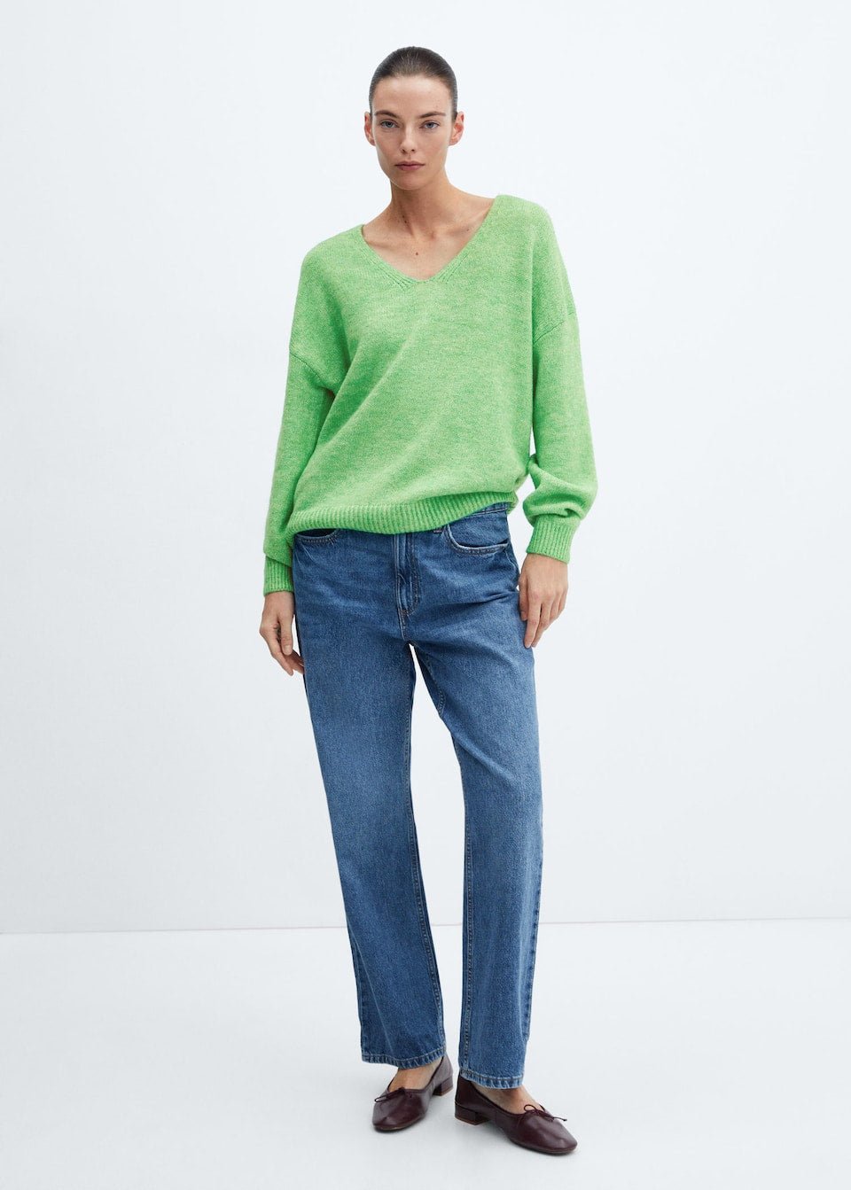 V-neck knit sweater - Laurel Morgan