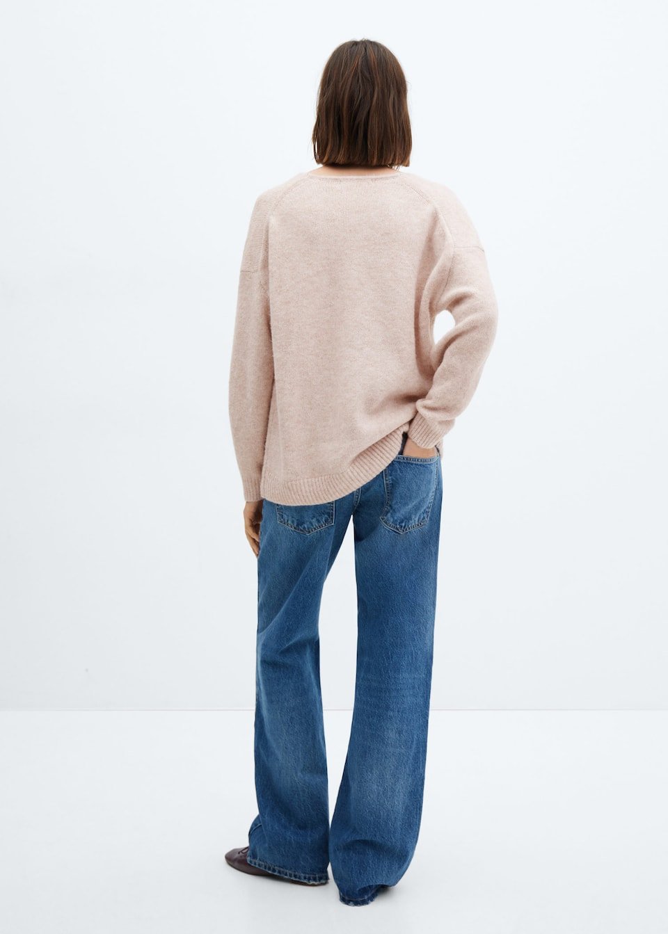 V-neck knit sweater - Laurel Morgan