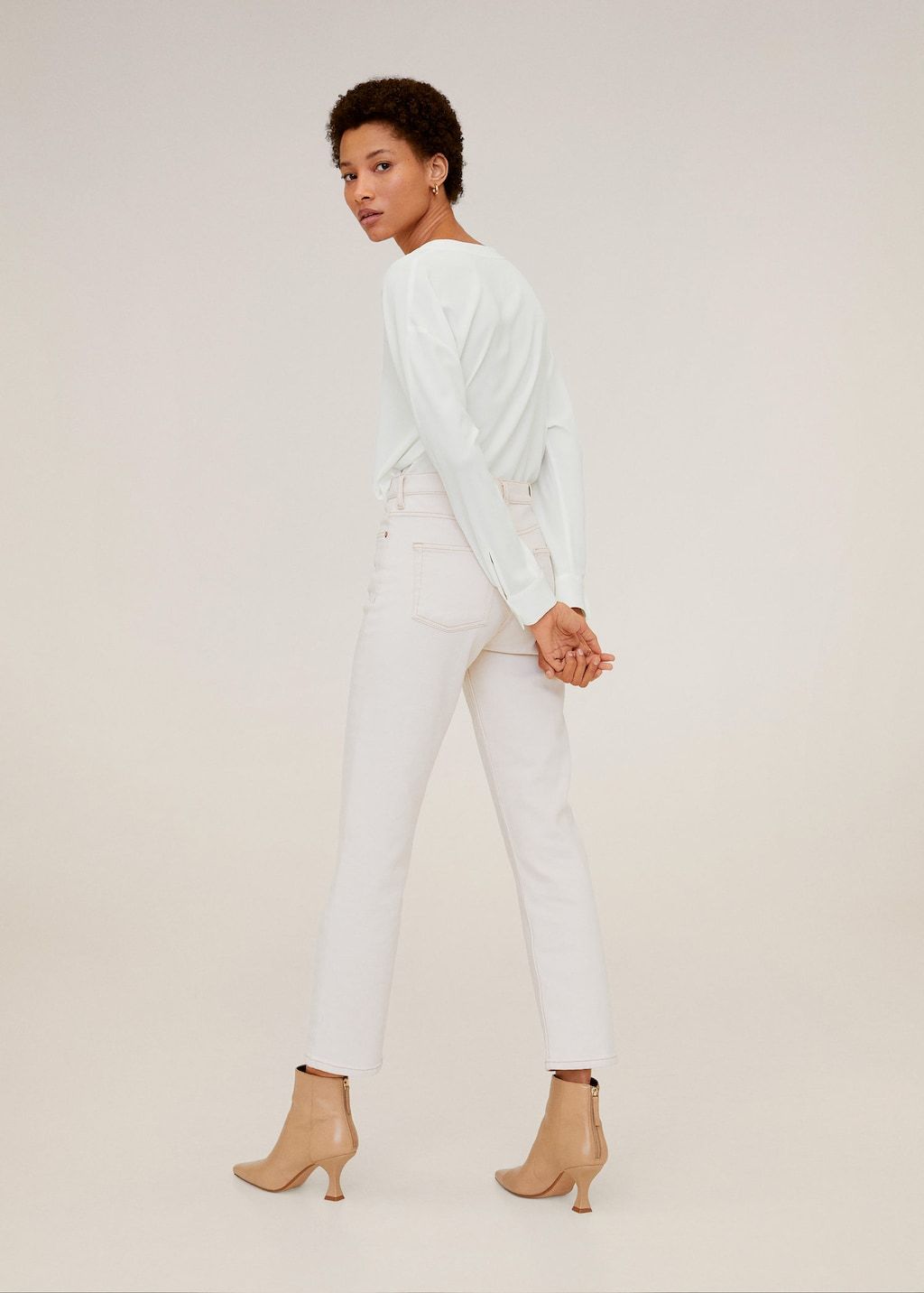 V-neckline blouse - Laurel Morgan